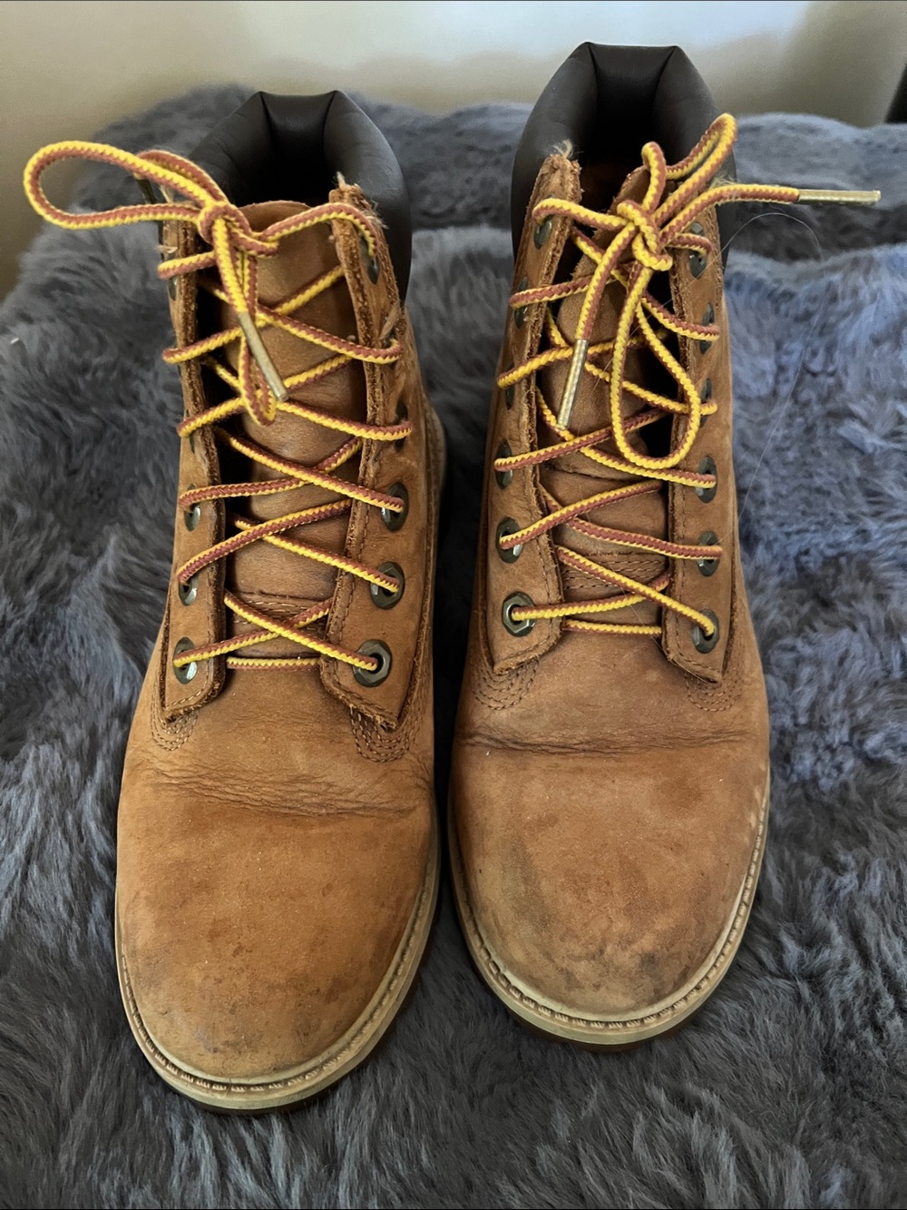 Timberland  Big Boys Size 4, women’s size 6